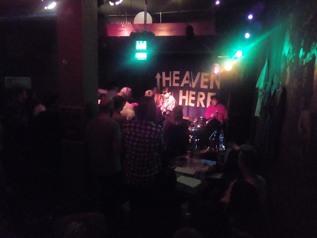 Say Sue Me performing to a packed room at Landet Restaurang in Stockholm, 2018.